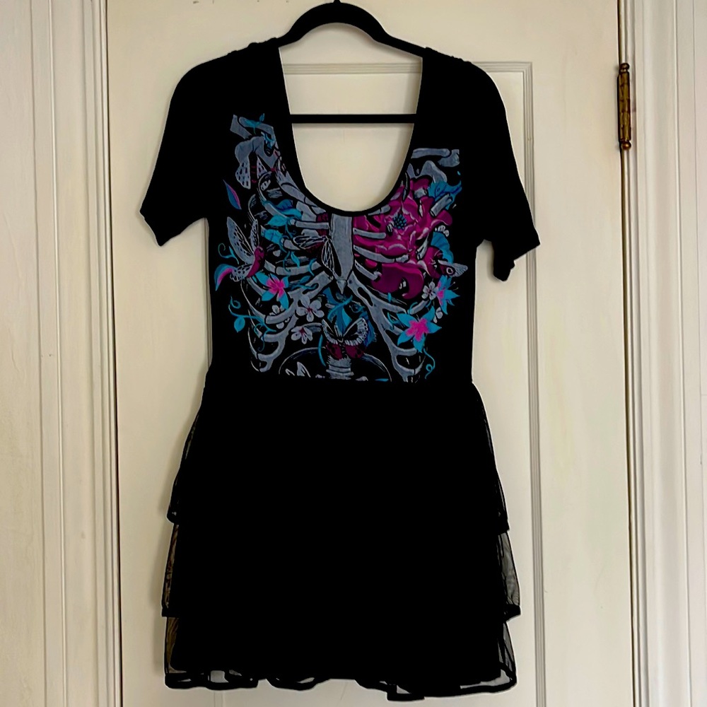 Minidress, skeleton, rib cage. Flounced skirt